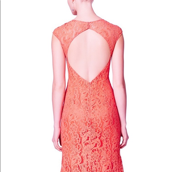 Monique Lhuillier orange blossom gown - Picture 4 of 5